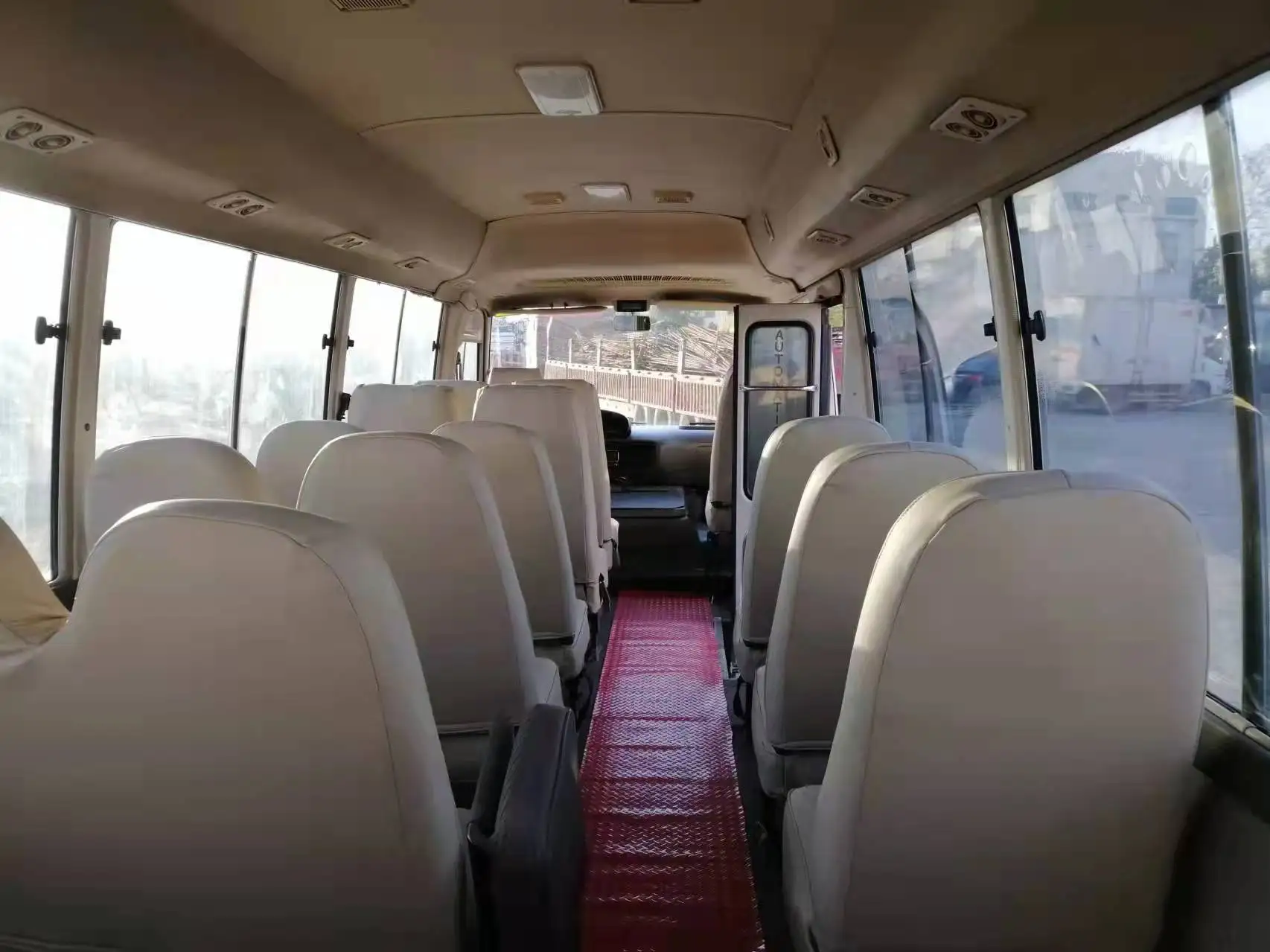 Best Selling Used Toyotai coaster Bus diesel Engine Left Steering Mini Bus Used 30 Seats Car with Discount Price