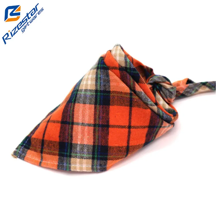 Manufacturer Wholesale Custom Logo Design Plaid Pattern Cotton Pet Accessories Triangle Bandana For Dog
