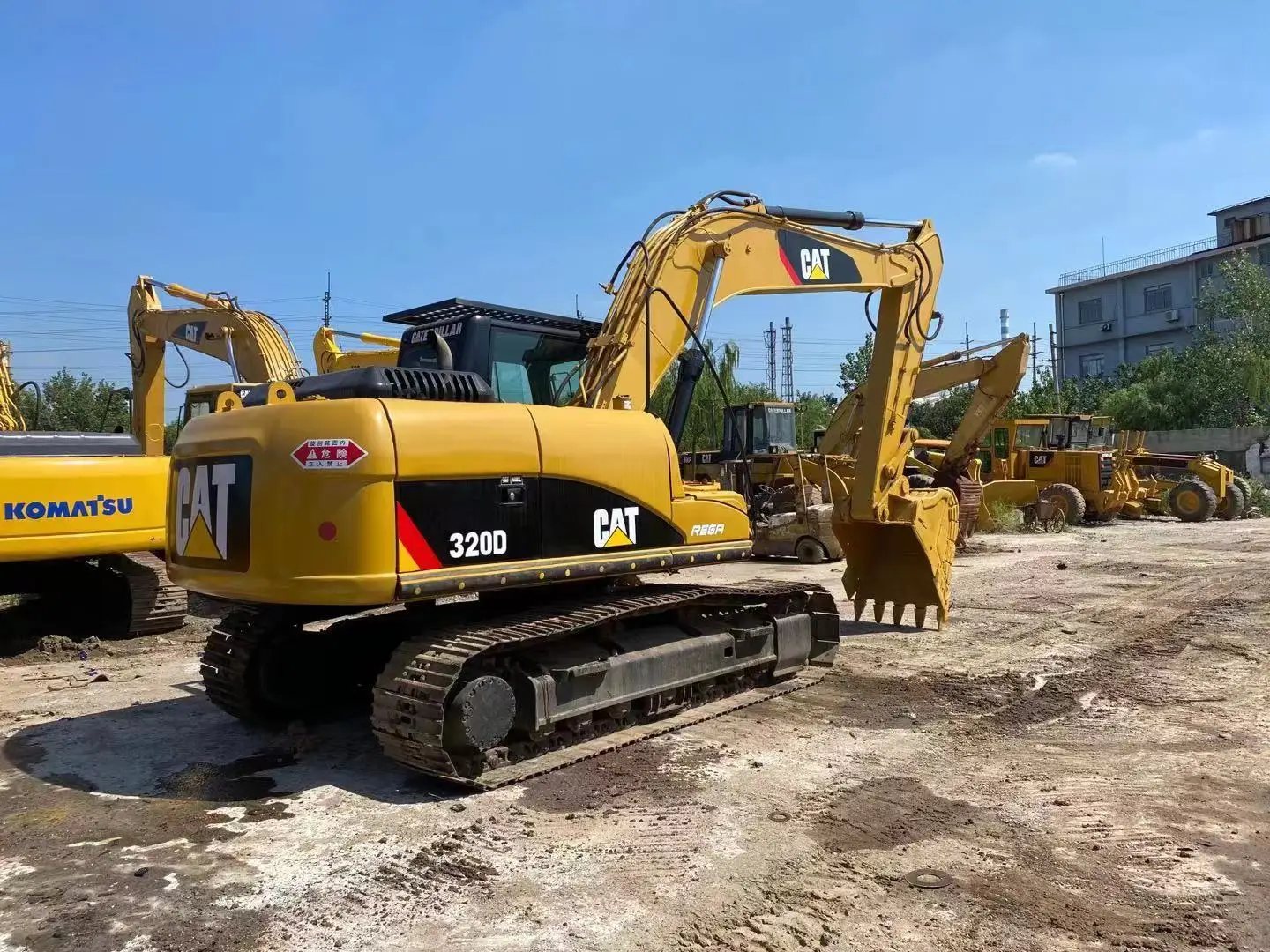 Used Excavator Cat 320 Caterpillar Second Hand Excavator CAT 320D caterpillar In Good Original Condition
