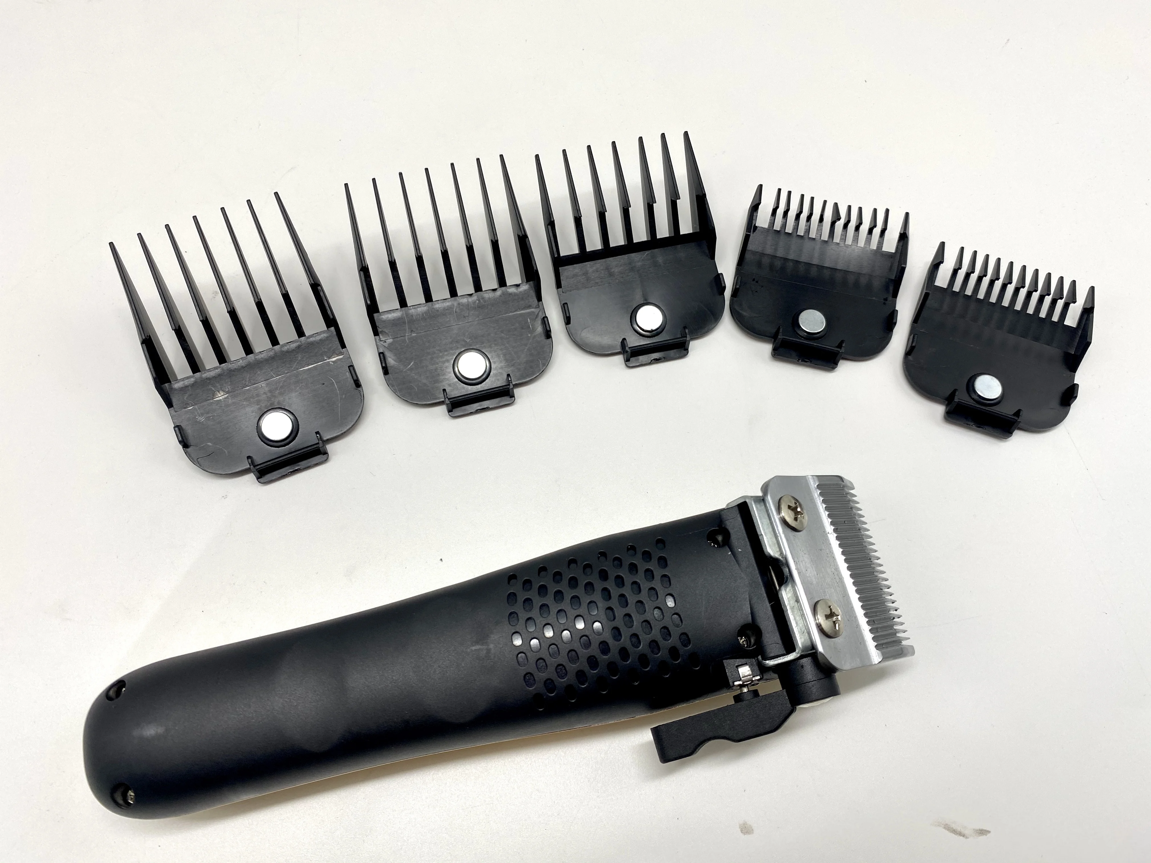 
new designed professional cordless rechargeable all metal hair clippers trimmer with lcd display for men 