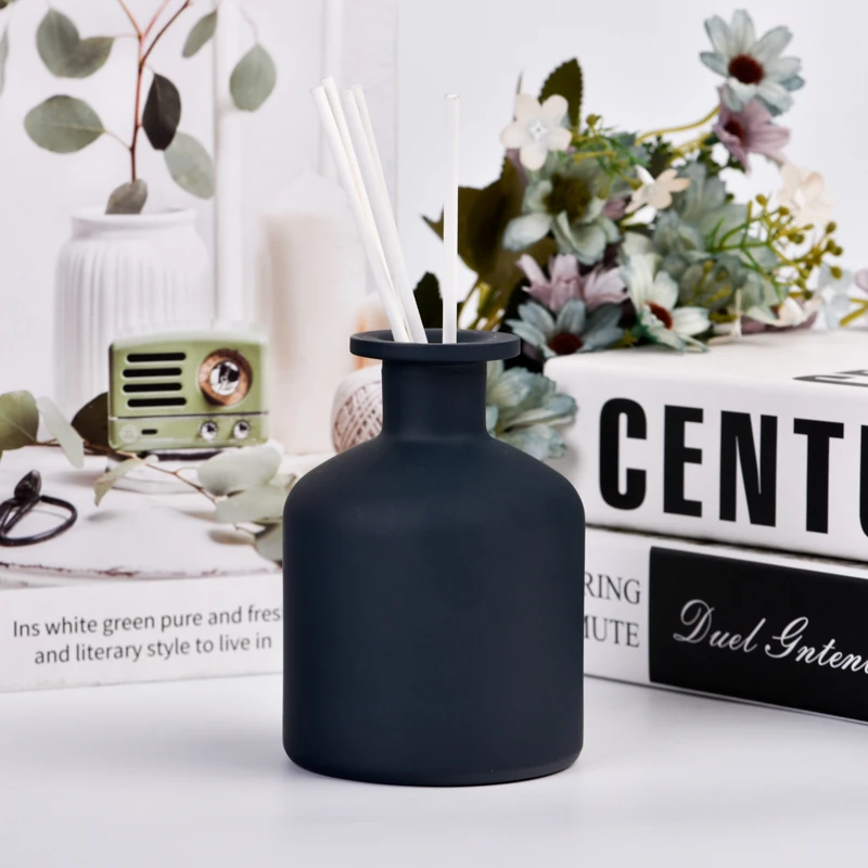 luxury matte black round glass spray perfume bottle for house ornament