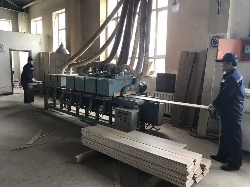 
Foshan manufacturer oak wood timber floor 