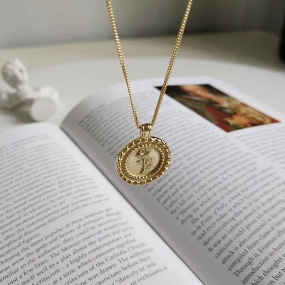 Korea Fashion Silver 18K Gold Plated Rose Flower Pendant Necklaces Sterling Silver Circle Rose Necklace For Girlfriend