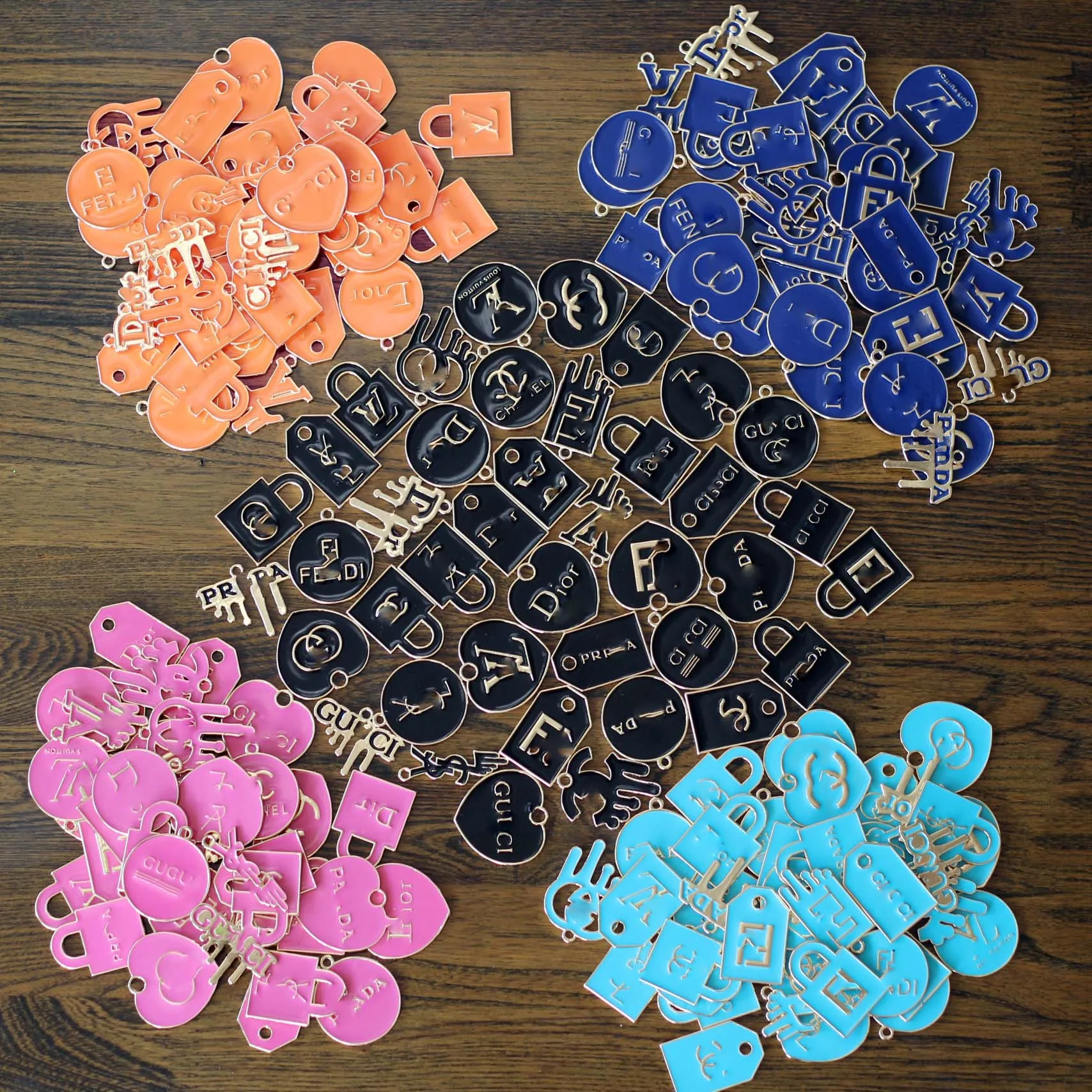Free shipping  200pcs mix epoxy jewelry gold custom soft enamel designer charms  pendants for necklace Bracelet designer charms