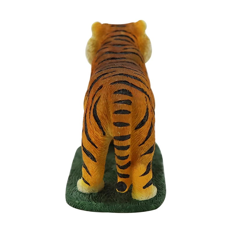 Wholesale Customized New Tiger Sculpture Resin Figurine Home Decorative Craft for Festivals and Gifts