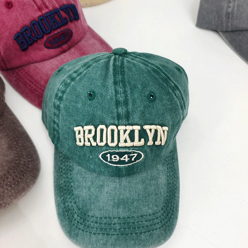 New Hotsales style Vintage burlap frayed Hardtop Simple Embroidery solid color round embroidered ripped adjustable  baseball cap