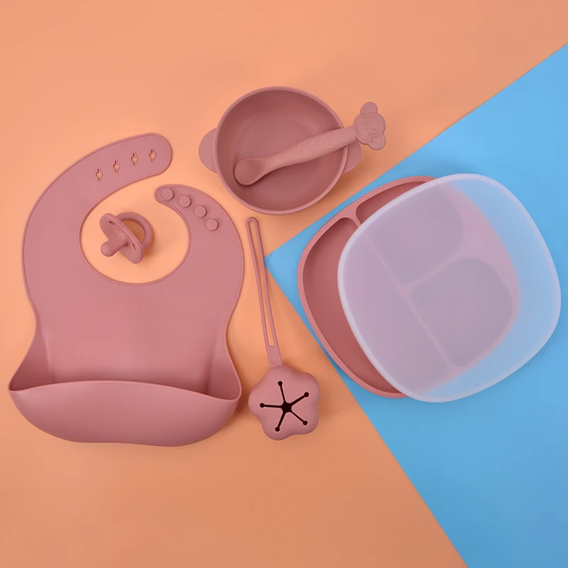 Low MOQ Custom Feeding Set Plates Bib Pacifier Bowl Silicone Portable Microwave Food Container Tableware for Children for Baby