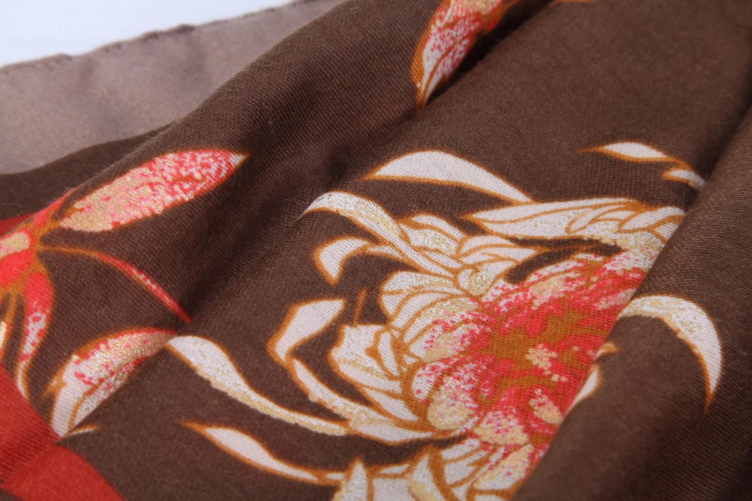 Custom Brand Design Printing Famous Brand Scarf 2021 New Trending polyester Scarf