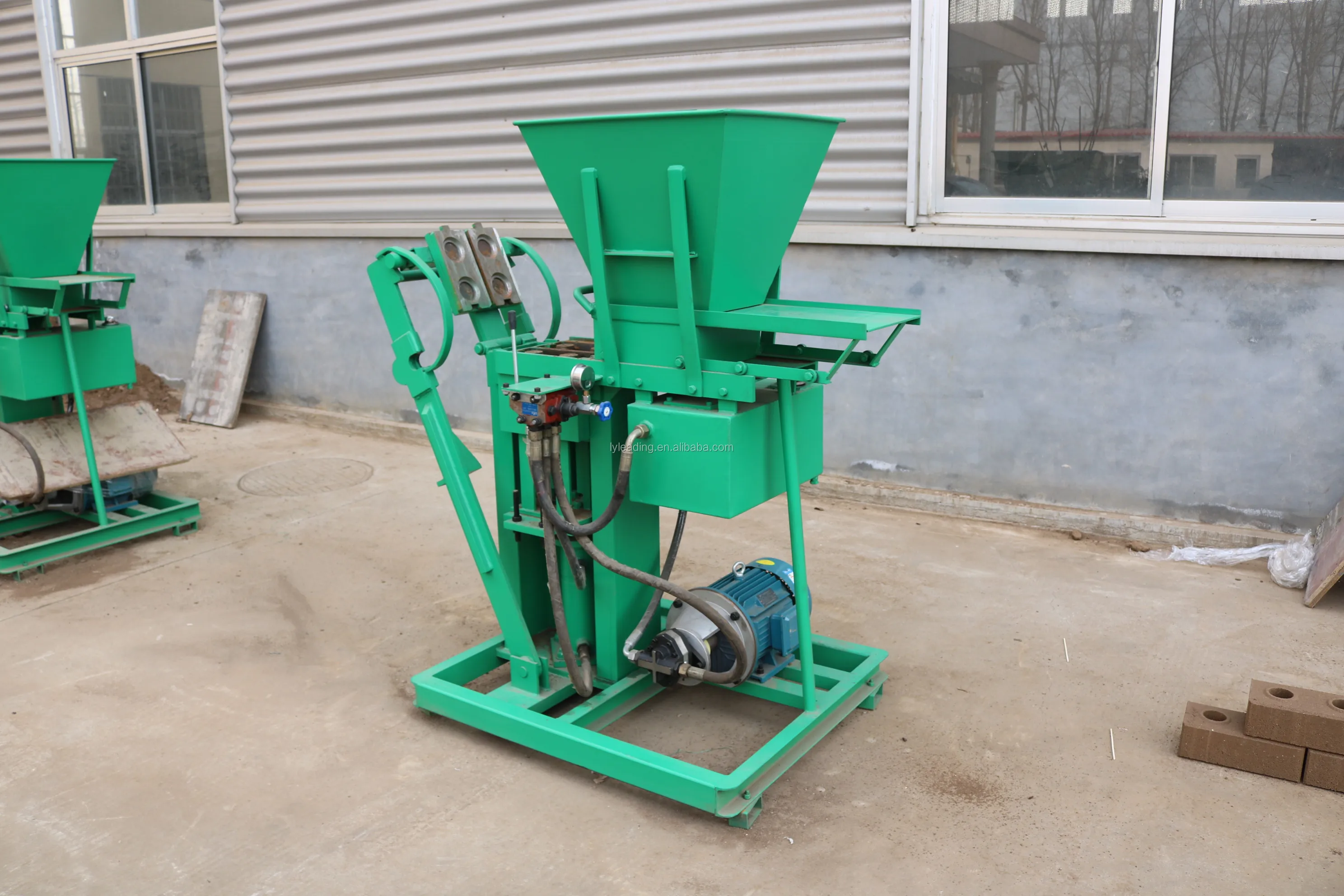Low investment high profit business hby2-15 clay mud brick making machine for sale in usa