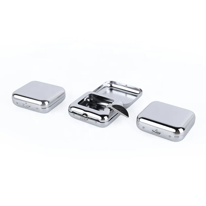 Portable Outdoors Square Cigarette Ashtray Smoking Accessories Car Ashtray Pocket Tin Metal Ashtray for Office and Home
