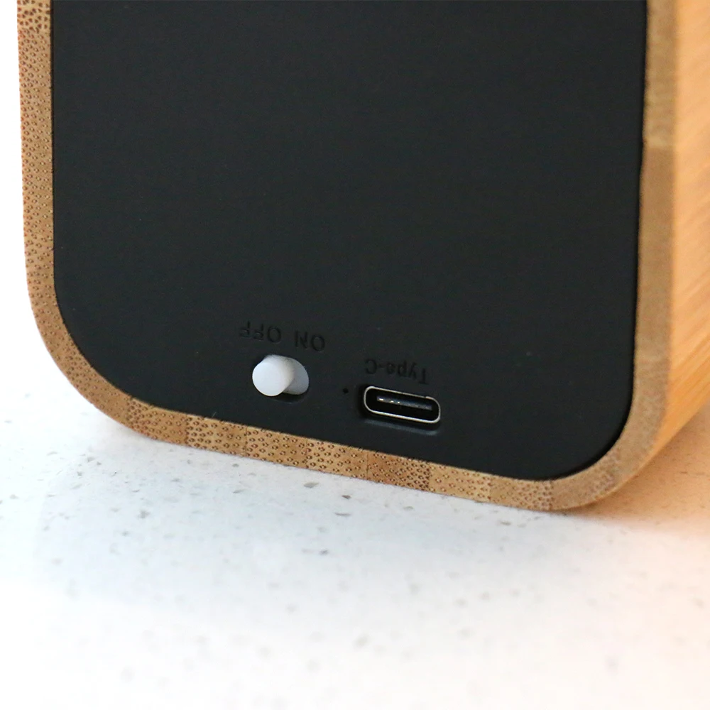 Оптовая Продажа с фабрики переработанный Деревянный Мини-беспроводной Bluetooth маленький динамик креативный подарок небольшой аудио