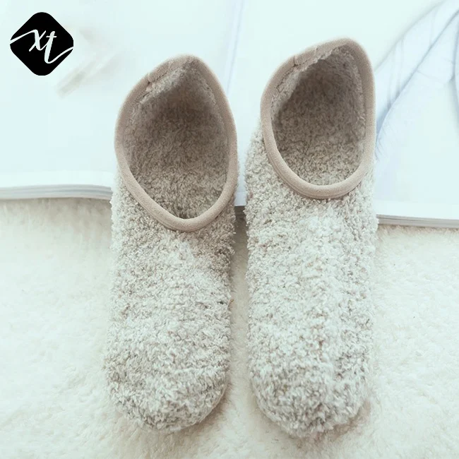 Cozy Fuzzy Winter Women Girl Yoga Fluffy No Show House Floor Socks with non slip sole