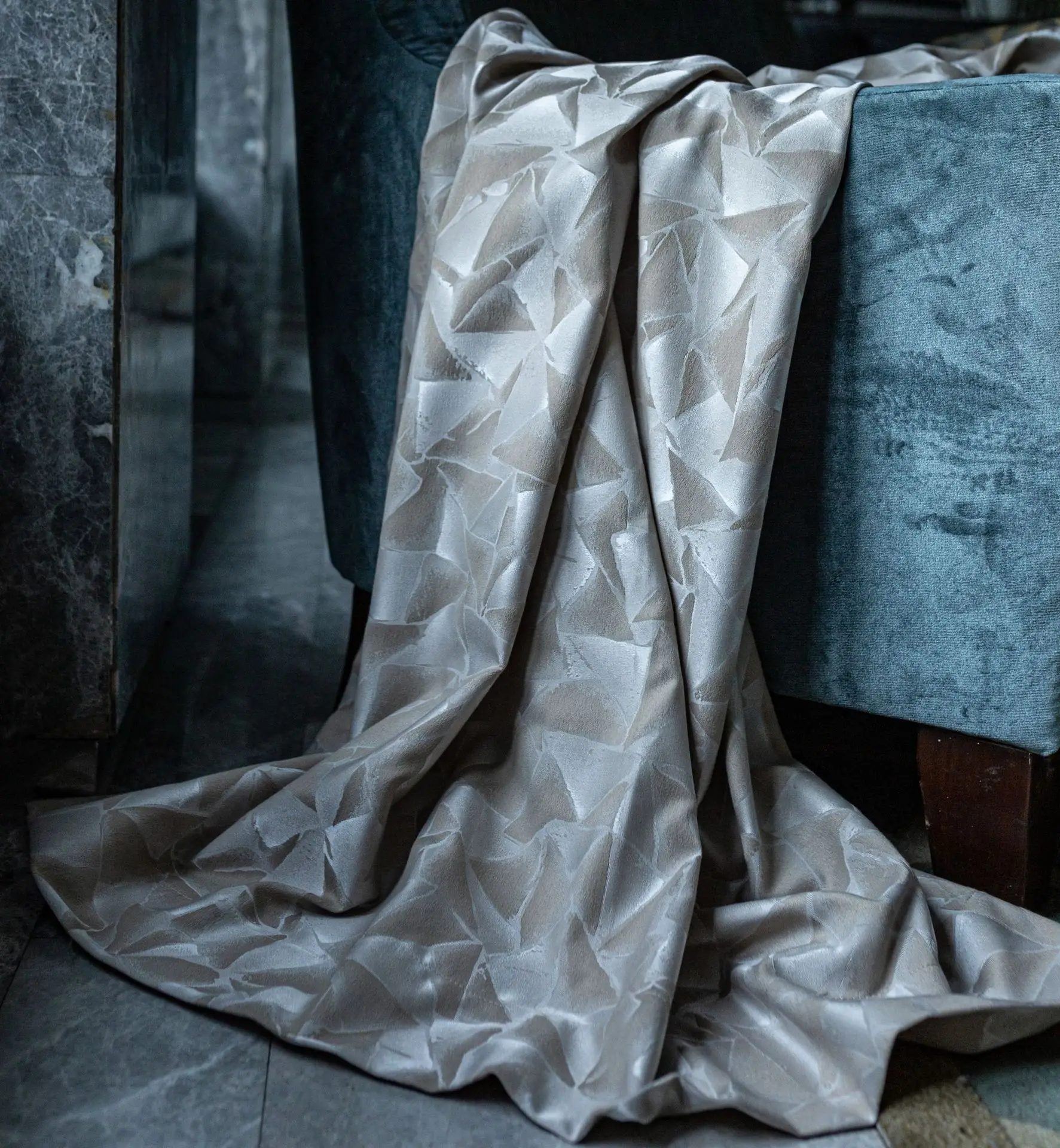 European Light Luxury Modern Silk High-precision Irregular Triangle Jacquard Cloth Finished Curtain