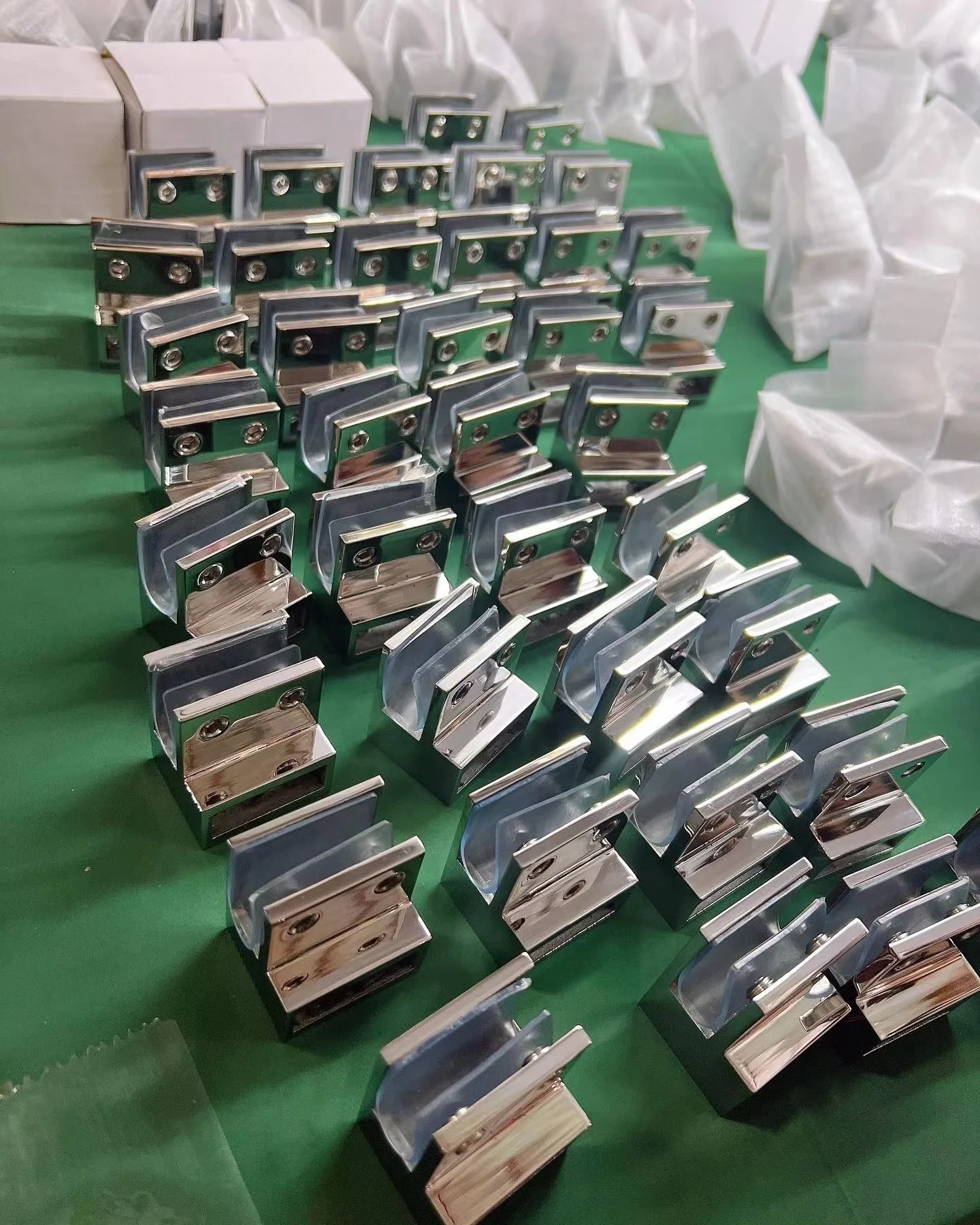 Stainless Steel Shower Room Square Tube Clamp Glass Corner Connector For Shower Enclosure