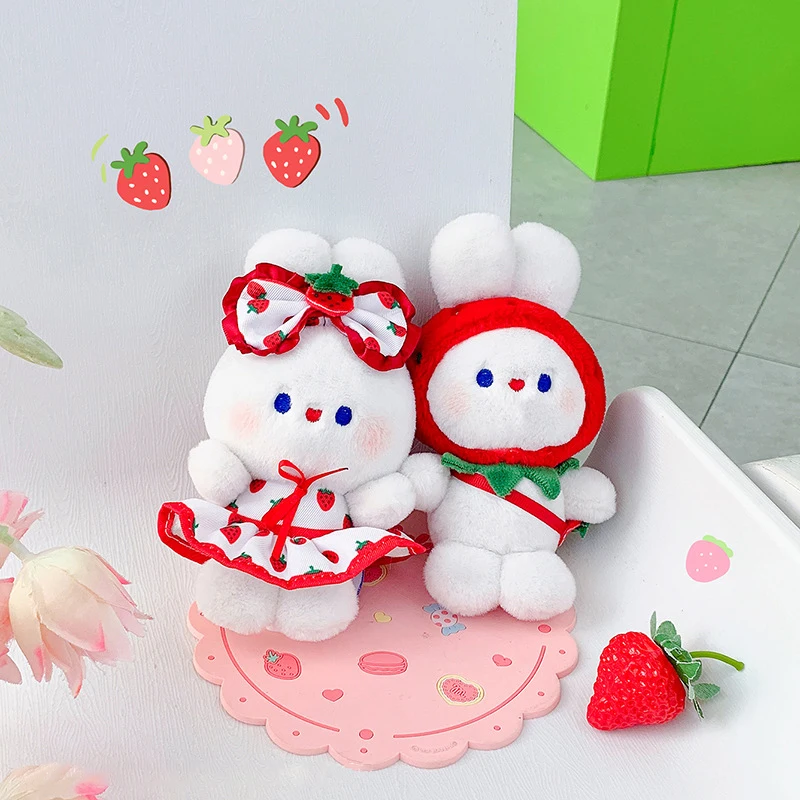 .Wholesale Customized Plush Animal Toy Pendant Creative Cartoon Strawberry Rabbit Plush Doll Keychain  christmas gift ideas