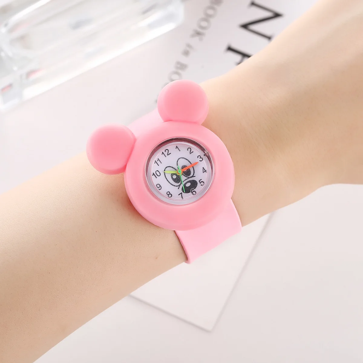 8pcs Wholesale Fashion Cartoon Cute Silicone Quartz Watches Children Kids Girls Necklace Bracelet Hair Accessories Watch Sets
