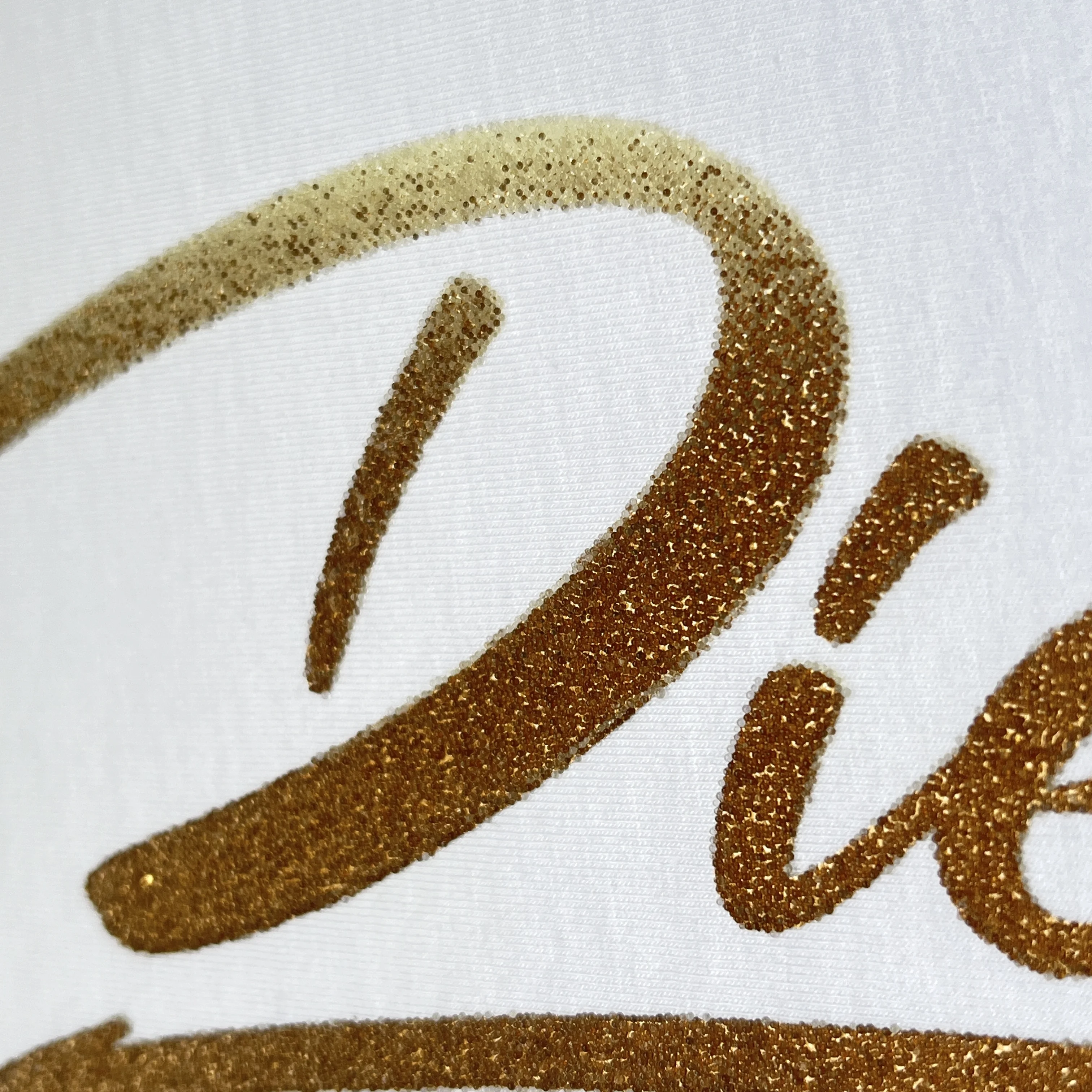 Factory-Direct Customized Caviar Beads Heat Transfer Glitter Patch for T-Shirts Loop Fold Clothing Label