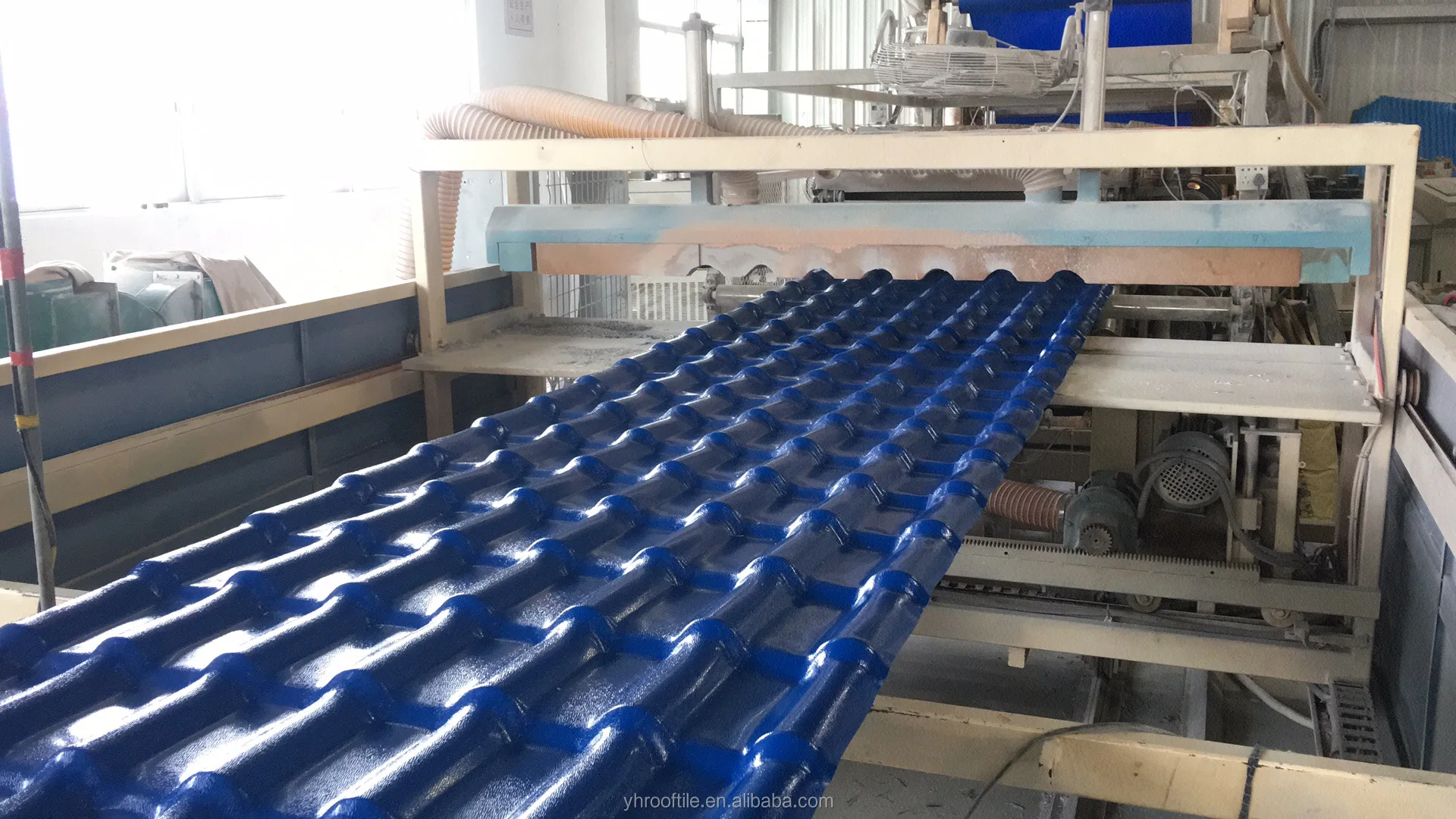 color coated asa plastic roof shingle/sand coated decorative metal/plastic roof tile