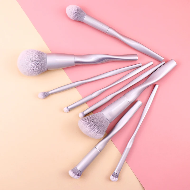
 Wholesale Private Label Vegan Silver Wood Handle Makeup brush set of 8pcs Make up Brush Kit  