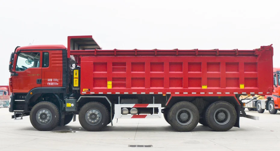 Sinotruk Howo new condition 30cbm series tipper truck 8x4 420hp 12 Wheeler Transportation dump truck for big stone and sand
