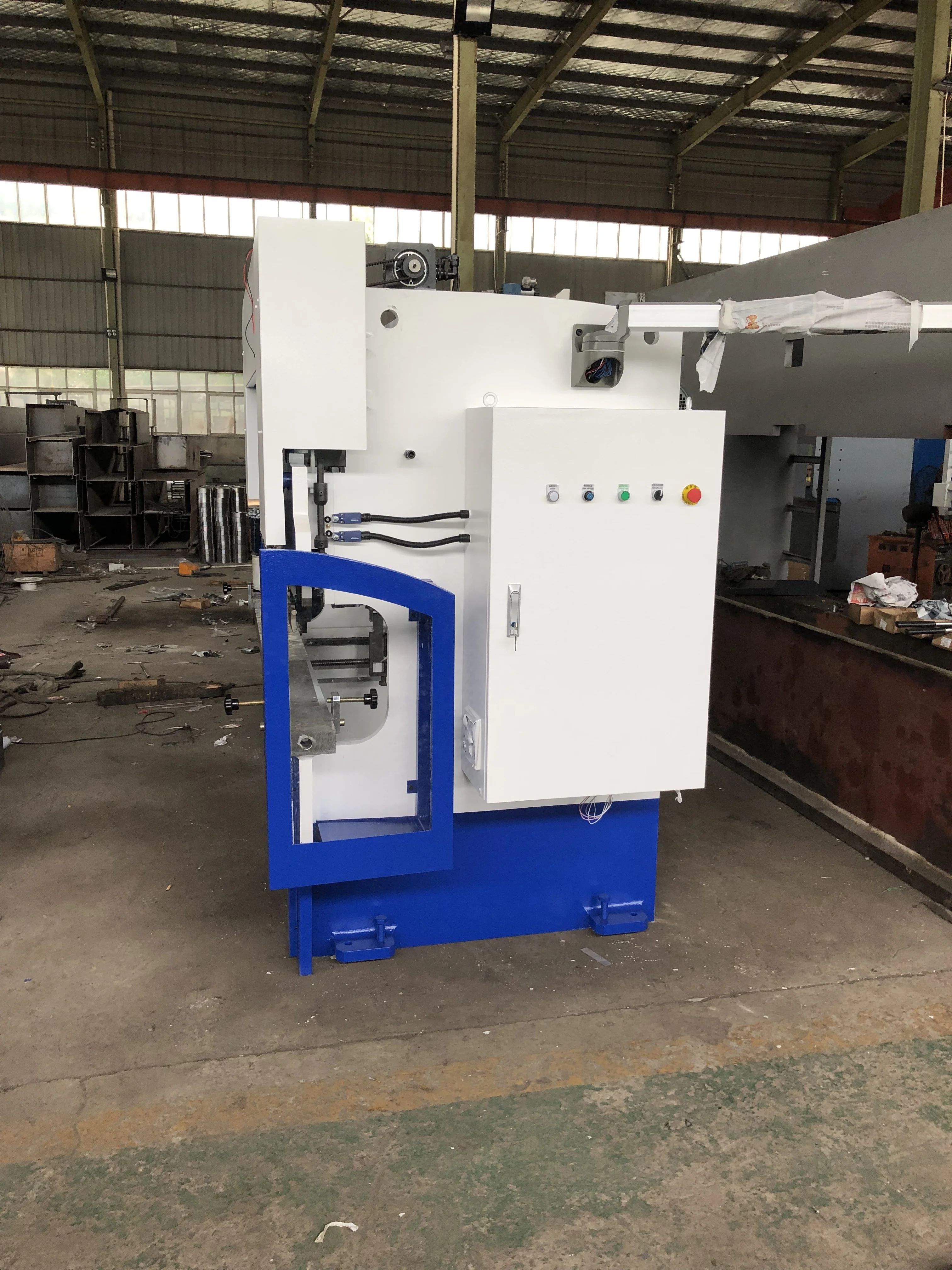 CNC Press Brake Used Sheet Metal Bending Machinery Hydraulic Bender Plate Stainless Steel Mini Press Brake Machine Price Sale