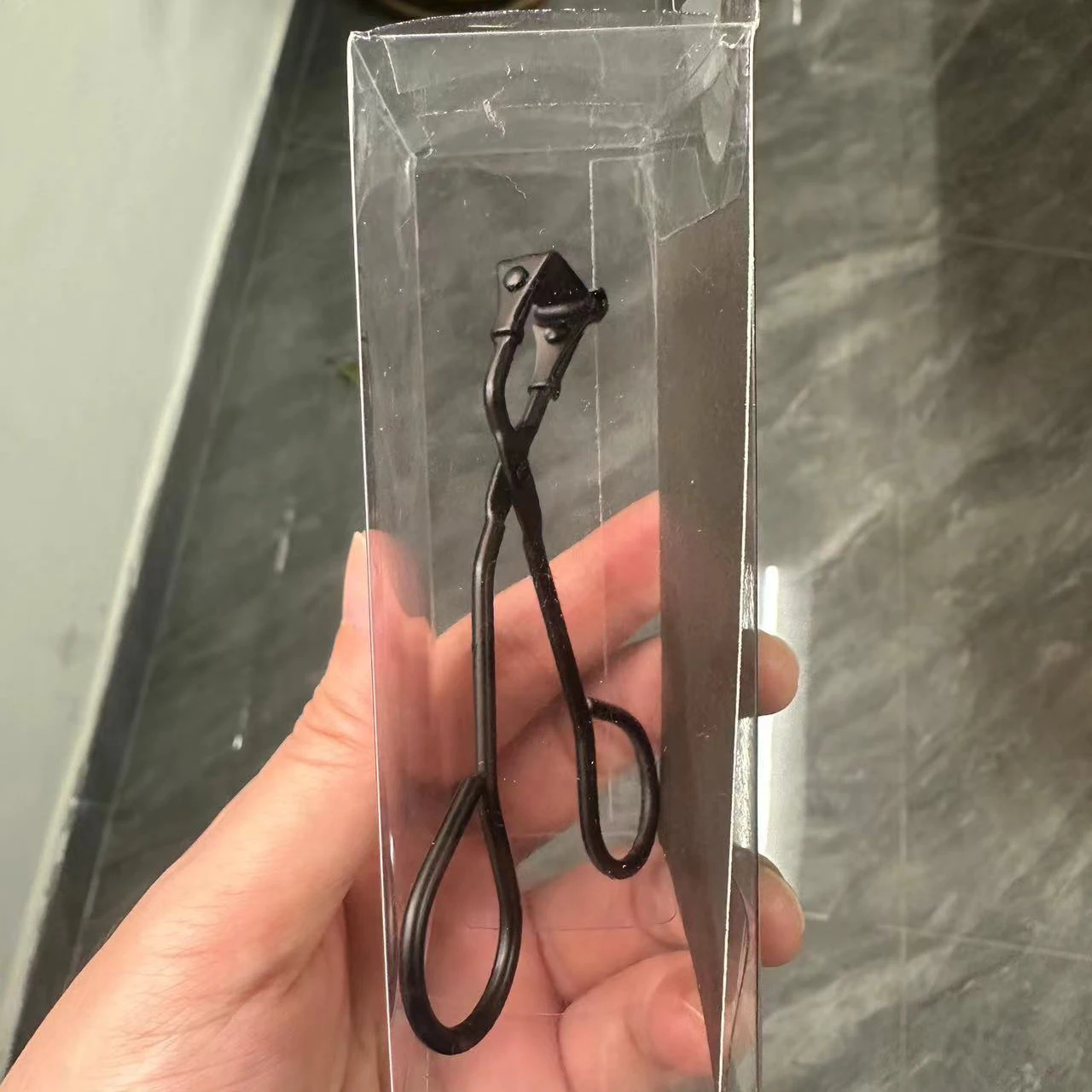 Popular black carbon steel false eyelash curler Small Eyelash Curler Mini Mini Details Part of Eyelash Curler Beauty Makeup