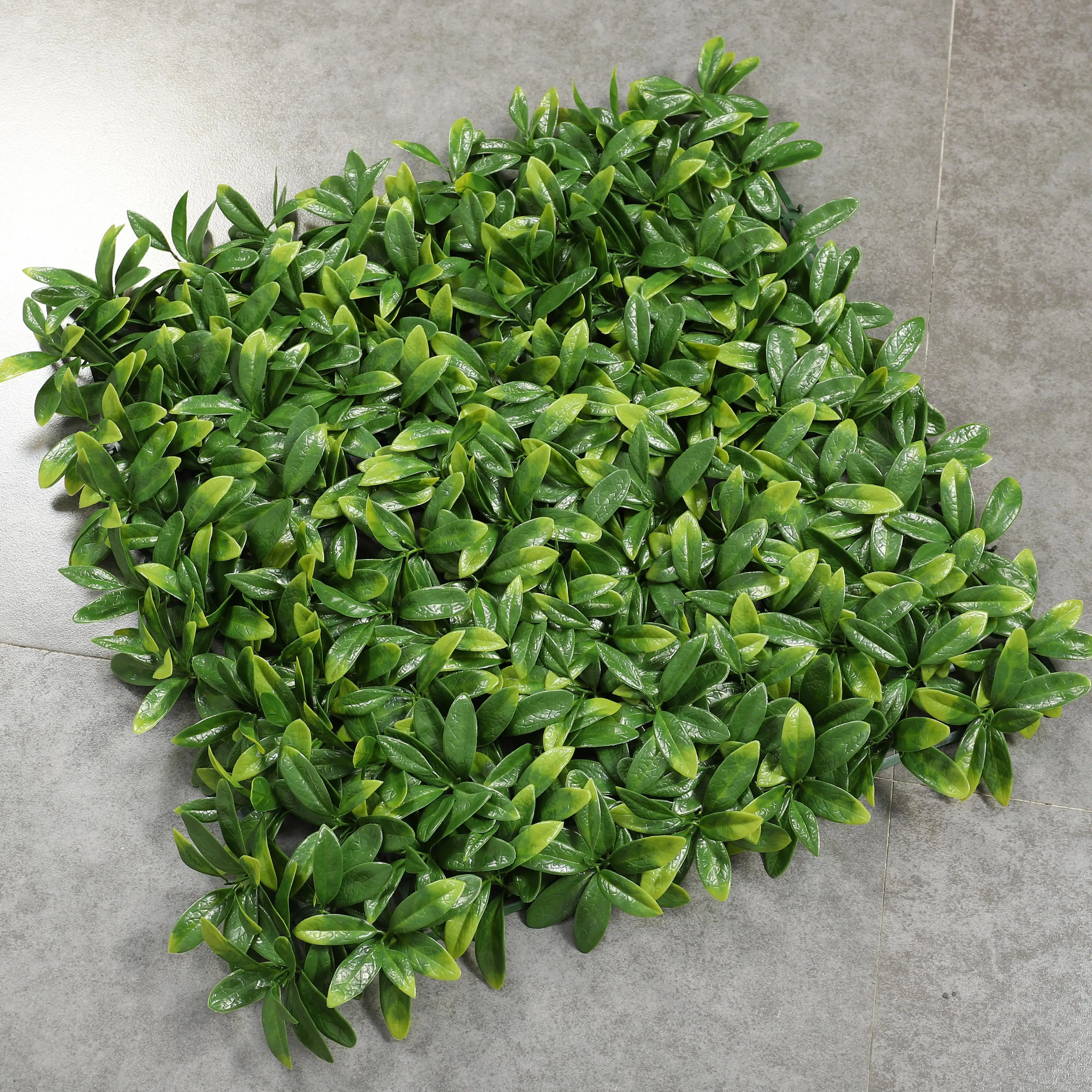 Home and Commercial Decoration Artificial Leaf Panels Vertical Garden Climbing Green Wall Faux Foliage Plant