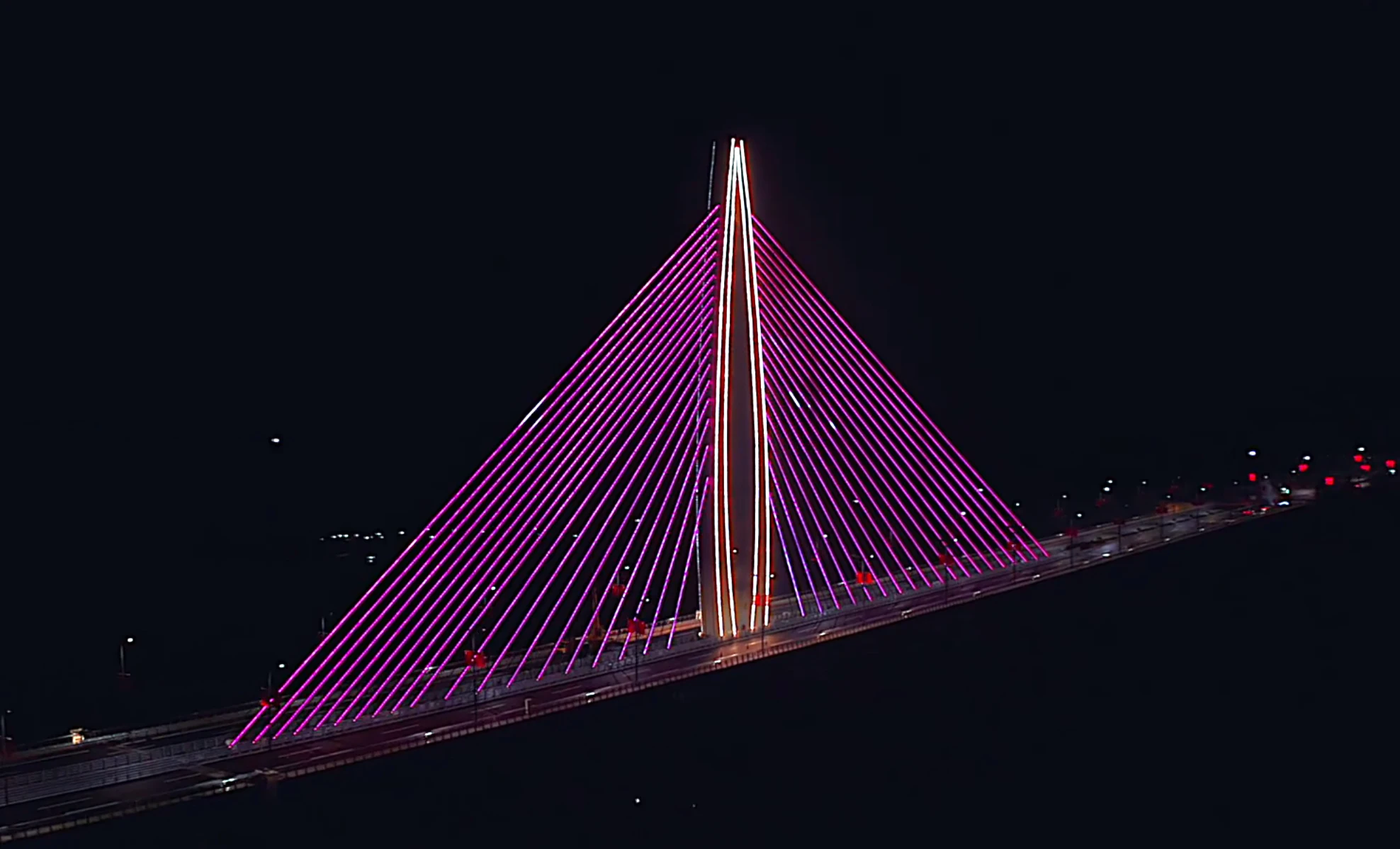 Y30P Digital Smart Dot Light Supplier P100 High Brightness RGB Point Light Source Pixel Light In Italy