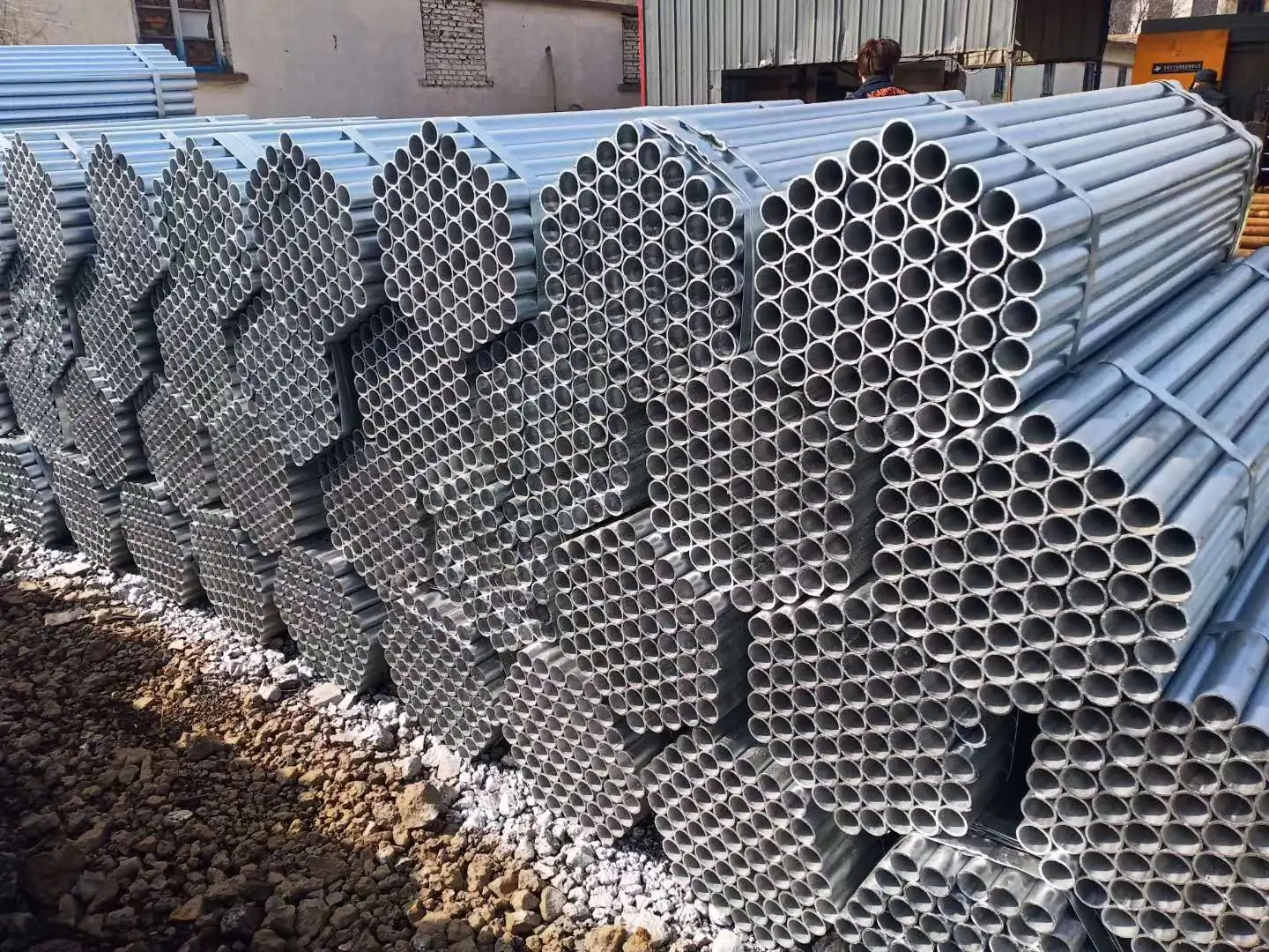 Good Price Hot Dip 32mm Class B Thickness Structure Galvanized Round Steel Pipe