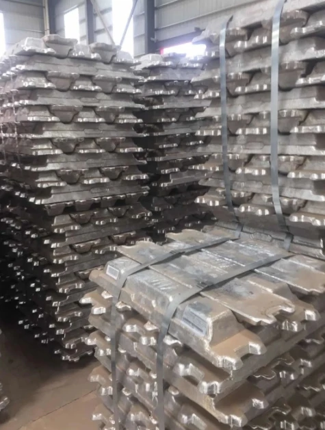 Оловянные слитки из высокочистого олова