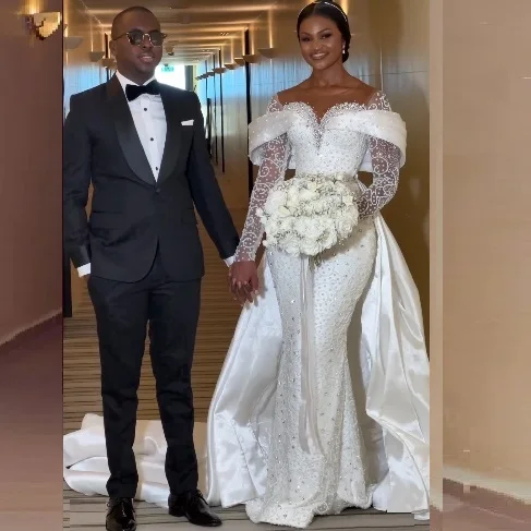 2024 Custom Made Plus Size Sheath Wedding Gowns With Removable Tail Luxury Beaded Rhinestone Long Sleeve Bridal Wedding Dresses