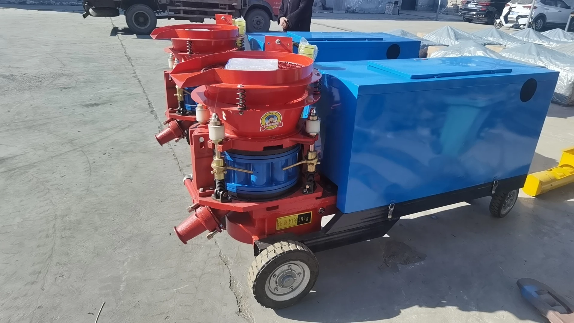 low tension shotcrete machines makes it easy to spray large concrete volumes Concrete Sprayer