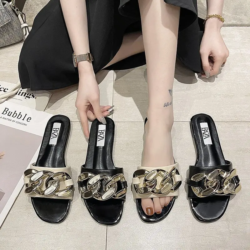 Korean Latest Summer Metal OAutersole Women Pu Leather Slide Slippers Gold Chain Flat Shoes Add My Logo Name On Womens Sandals