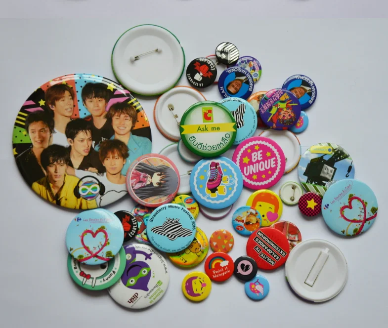 Fashion Tinplate Personalized custom round Tinplate badge brooch creative LOGO used for bags,clothes