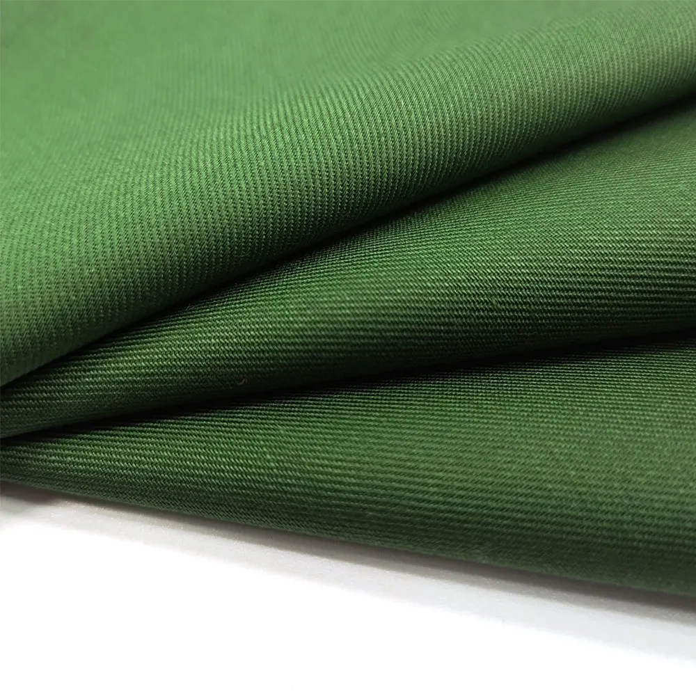 In Stock Season Promotion CVC 60%cotton 40%polyester Fabric Dyed Breathable 65/35 Fabric Plain T Shirt Plaid Poplin Fabric Woven