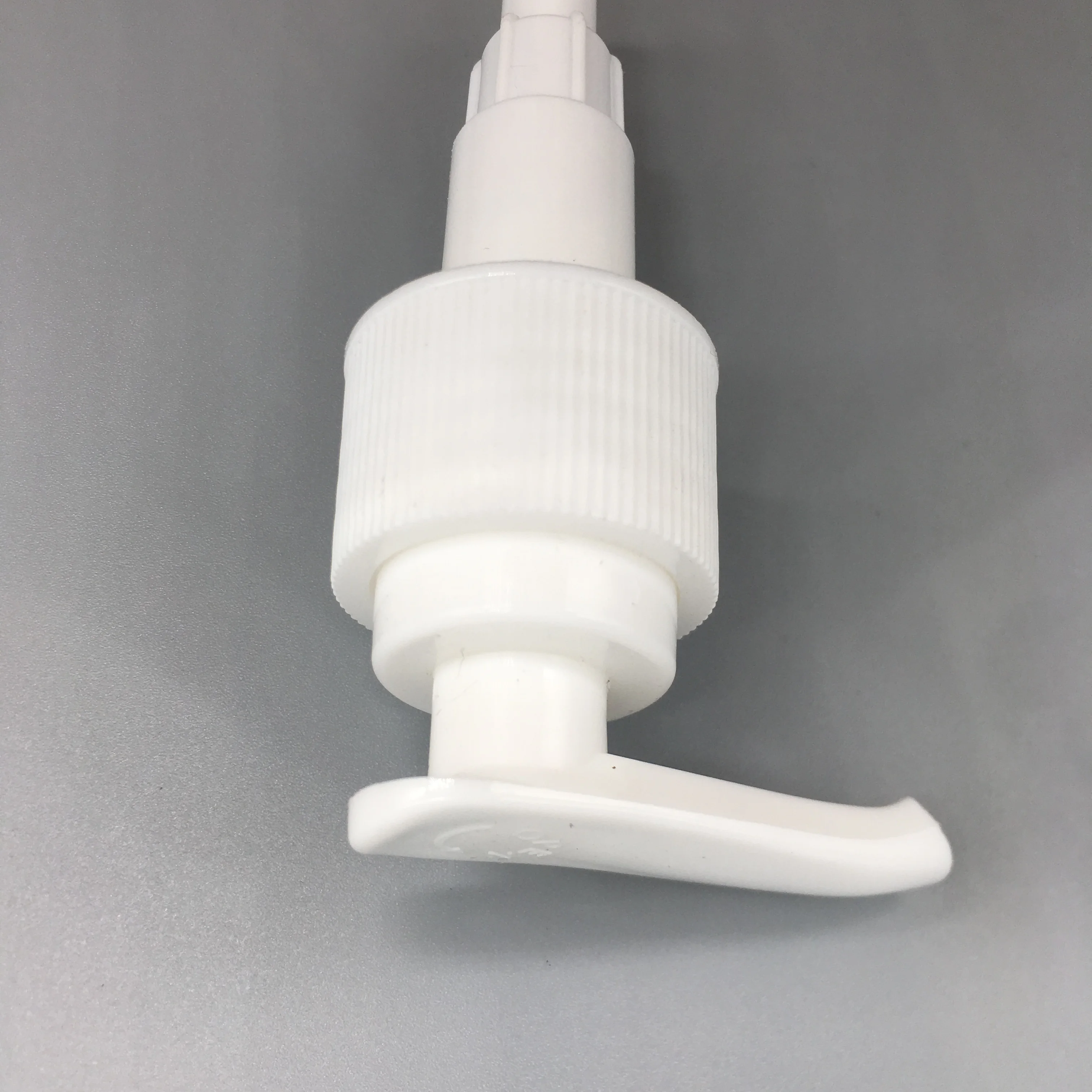 24mm 28mm  Plastic Dispenser Lotion Pump for liquid soap