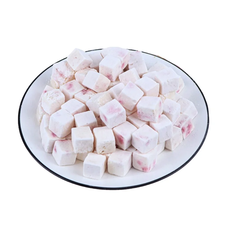 Wholesale Pet Dog Snacks Freeze Dried Fruit Yoghurt Chunks for Cats Chewable Probiotics Dog Cheese