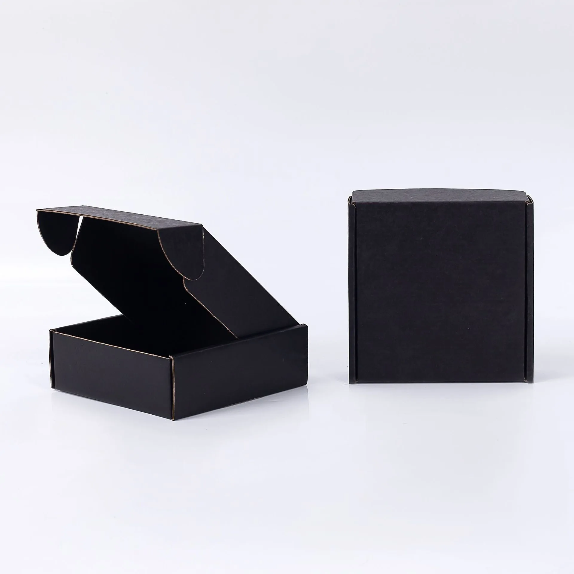 25*20*7cm Eco friendly corrugated shipping box customizable cosmetics underwear clothing packaging paper mailer boxes