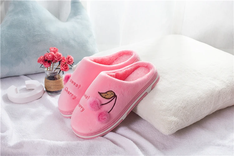 
Winter custom logo winter indoor slippers velvet women slipper animal plush slippersl 