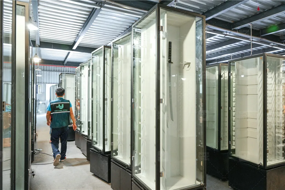 Customized Lockable Glass Door Kitchenware Store Display Cabinet Design Rotating Wooden Knife Shop Display Showcase