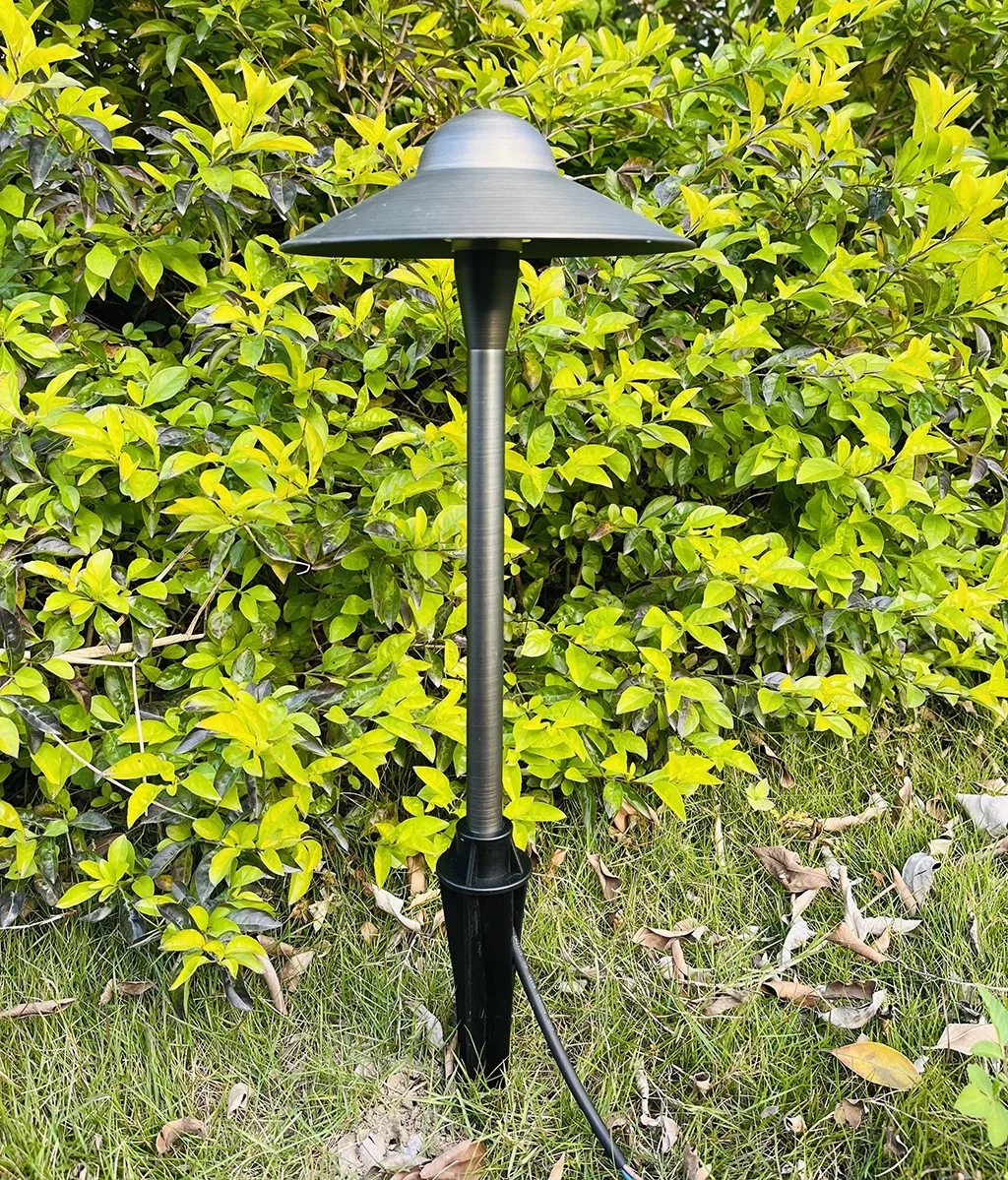 XP185 Outdoor waterproof ACDC12V brass low voltage pathway light G4 2pin lamp can replace