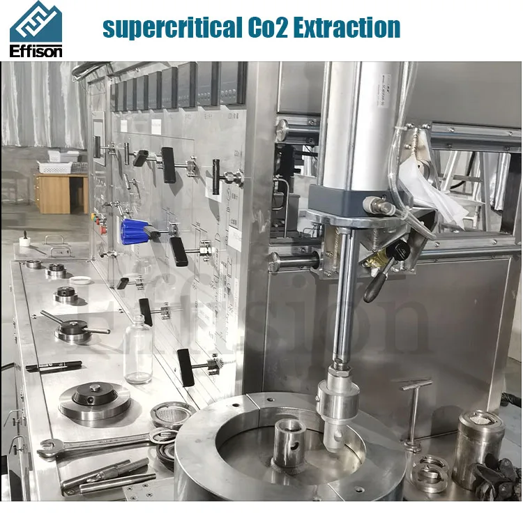 120L High Efficiency  for essential extraction Supercritical Co2 Extraction Machine