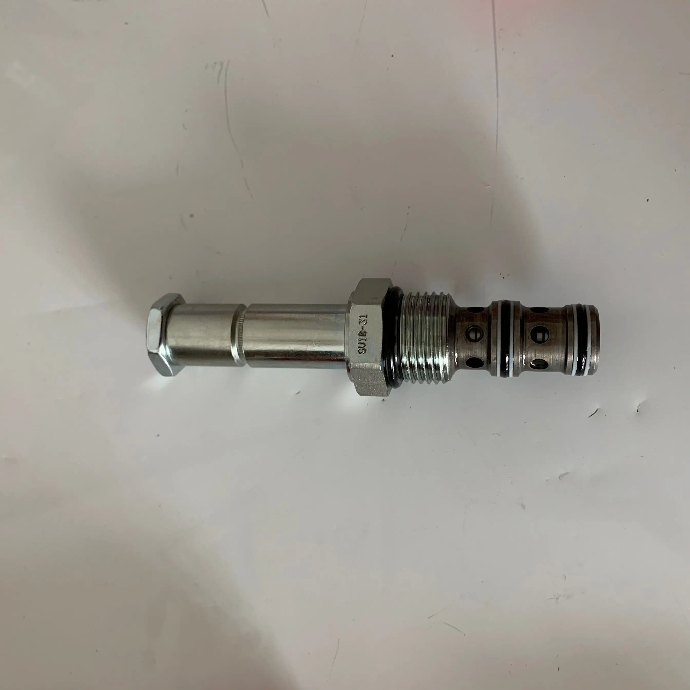 
SV10-31 SV10-31-0-N-24DG HydraForce original genuine solenoid valve made in UK cartridge valve SUN HYDRAULCIS EATON VICKERS IH 