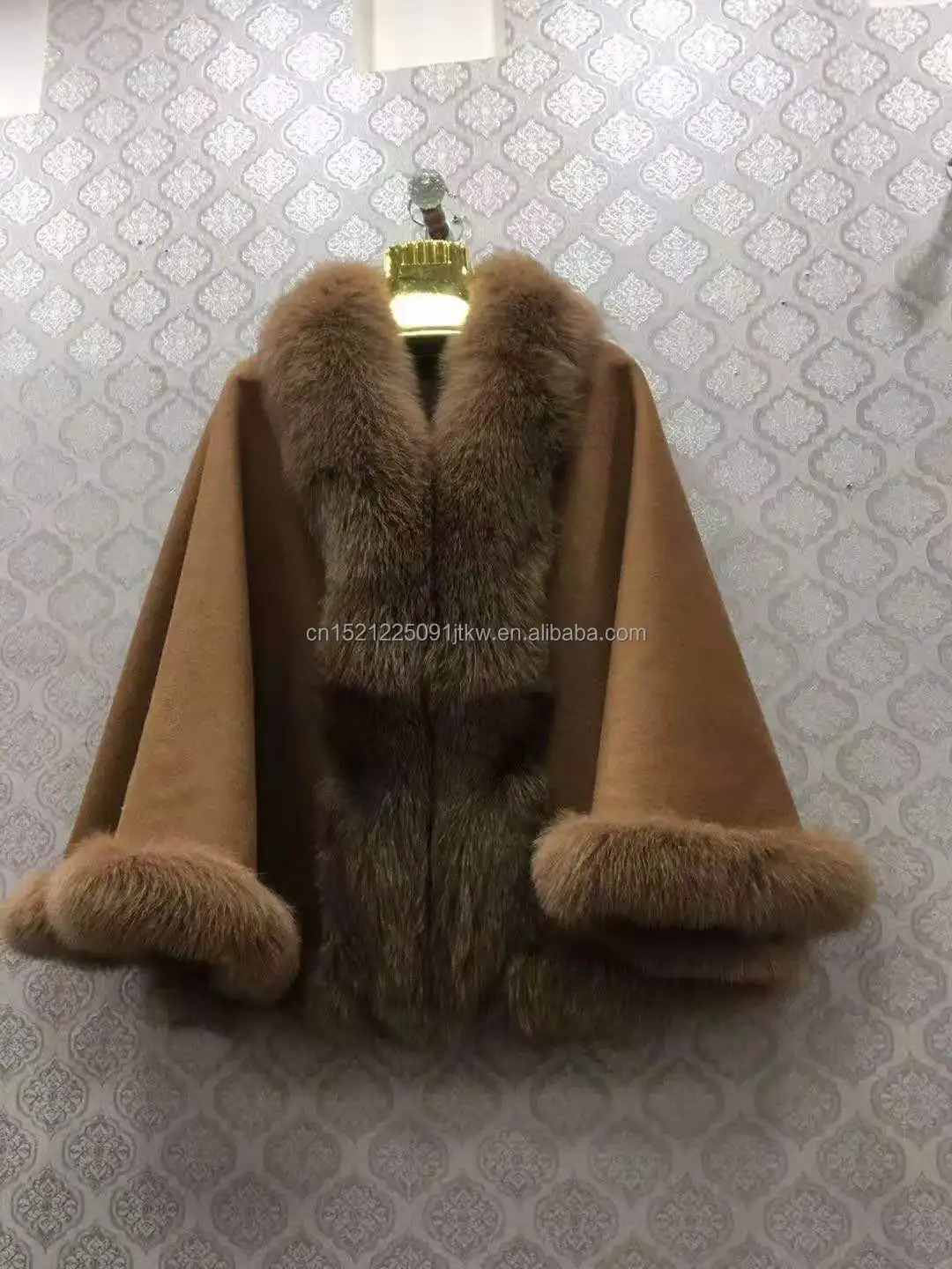 2021 winter  Women  fashion wool  poncho   cashmere  fur  Shawl  Fox  fur trimming  wool  Poncho