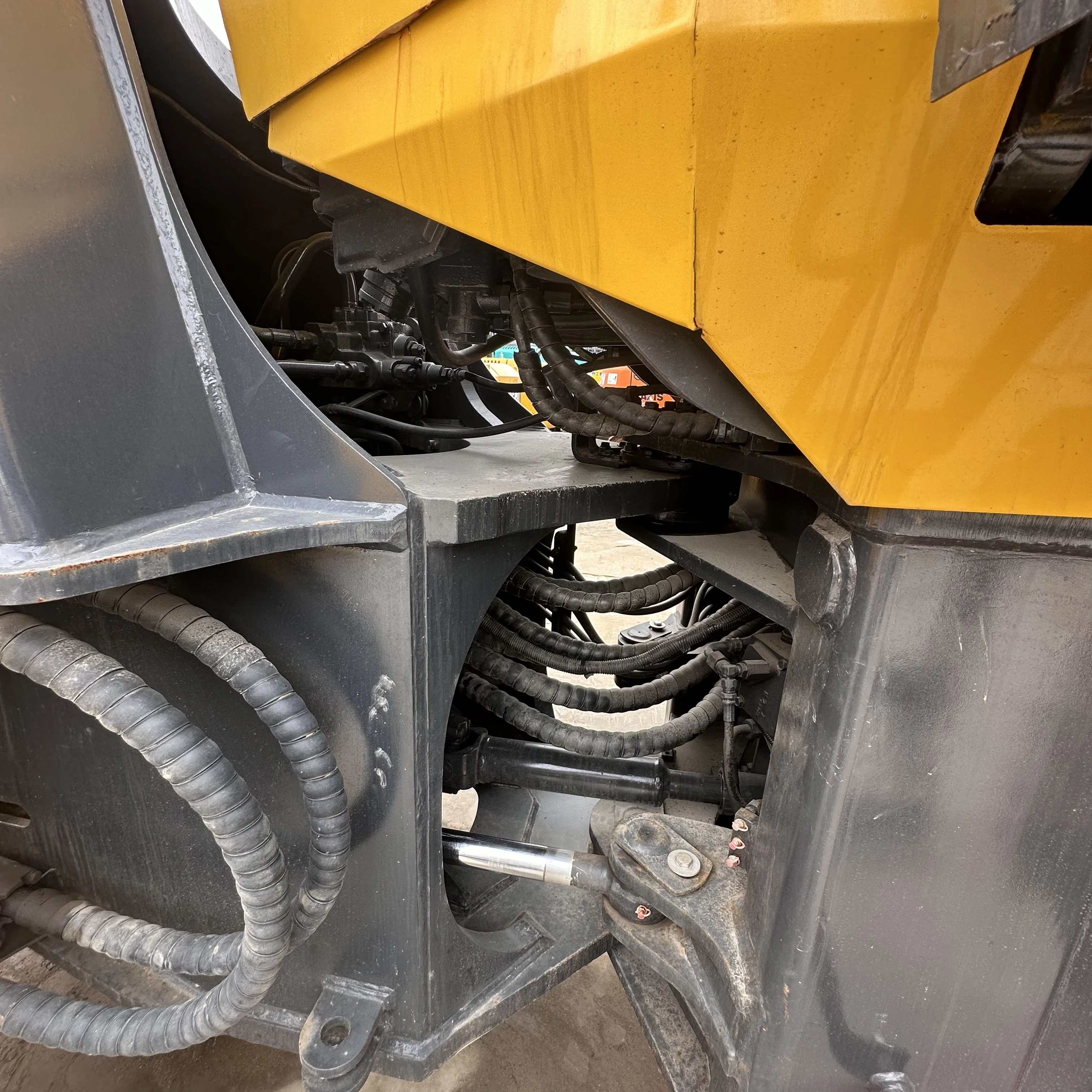 Used loader Komatsu loader WA380 16 tons Bucket capacity 3 cubic meters Original paint Unmodified Used 16 tons loader for sale