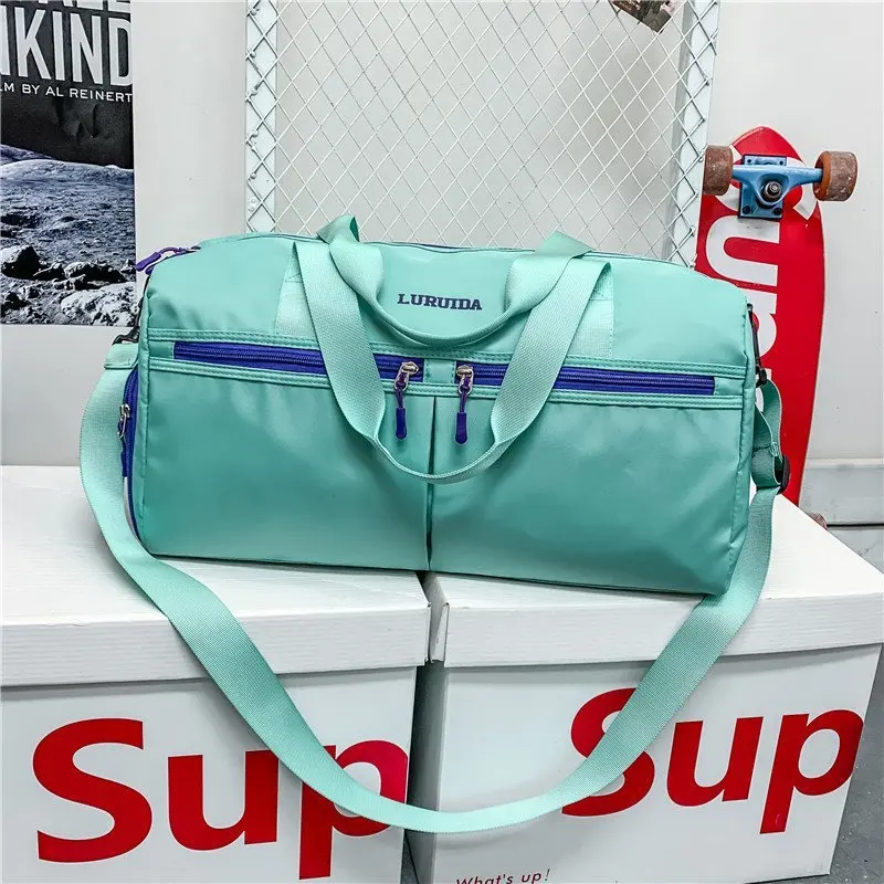 OEM Factory large capacity solid color fitness leisure short business trip luggage portable Youth travel bag