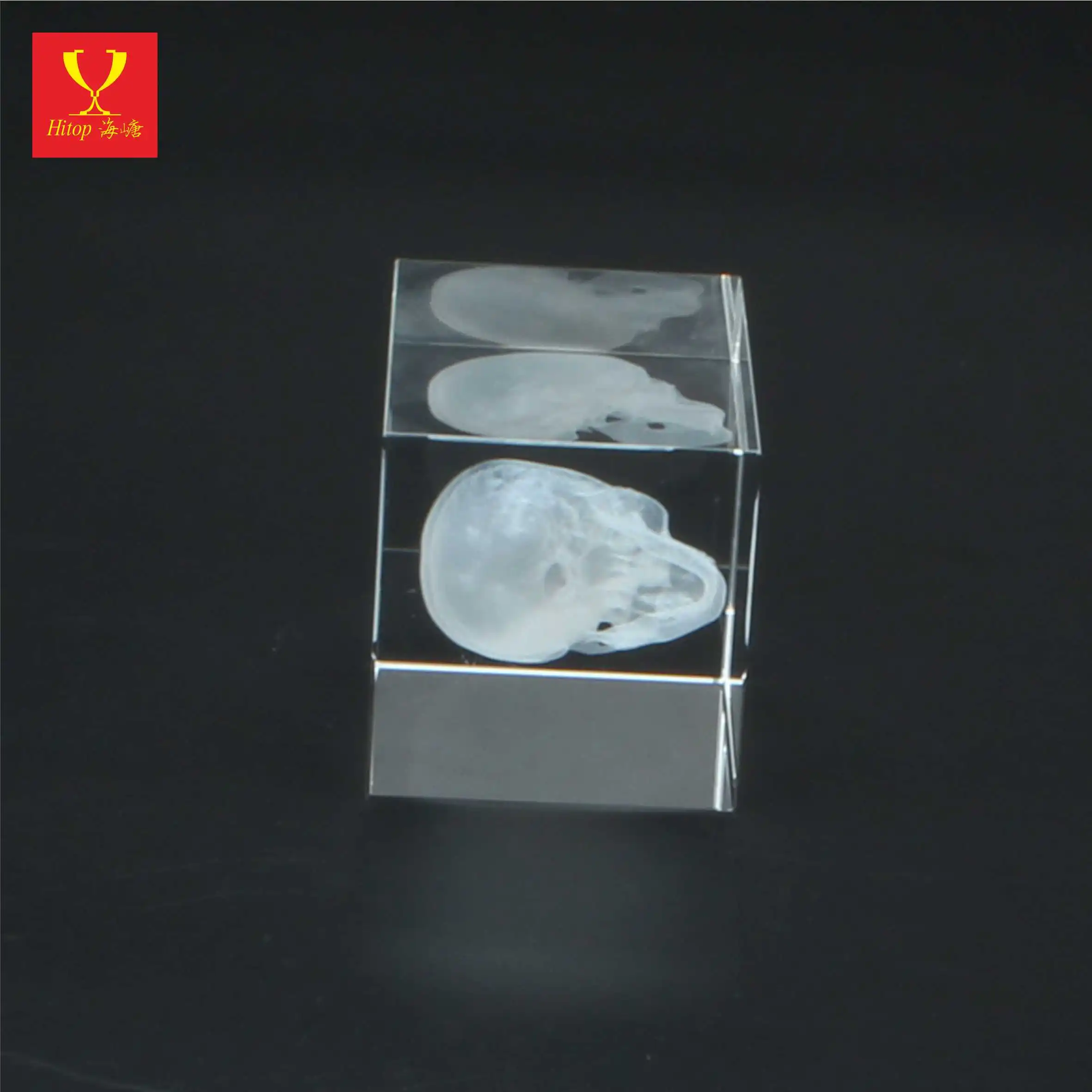Hitop Honor of crystal Wedding gifts Led Light crystal Cube  3D Laser Engraved Crystal blank