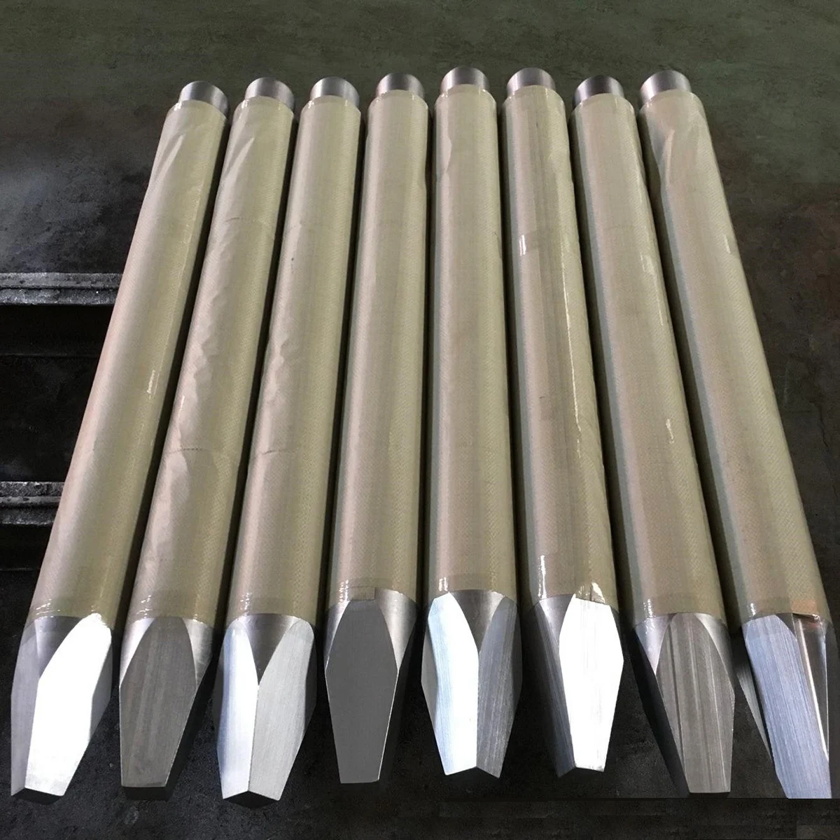 EXCAVATOR HYDRAULIC BREAKER PRICE H-WEDGE CHISEL