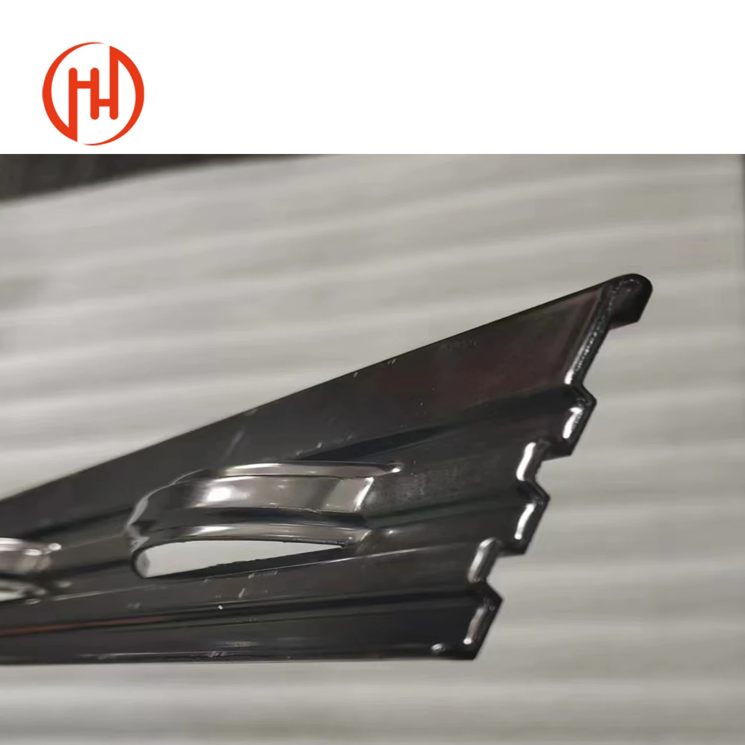 Modern Design Aluminium Metal Lawn Edging Fence Border Steel Flexible Garden Edging Border for Landscaping