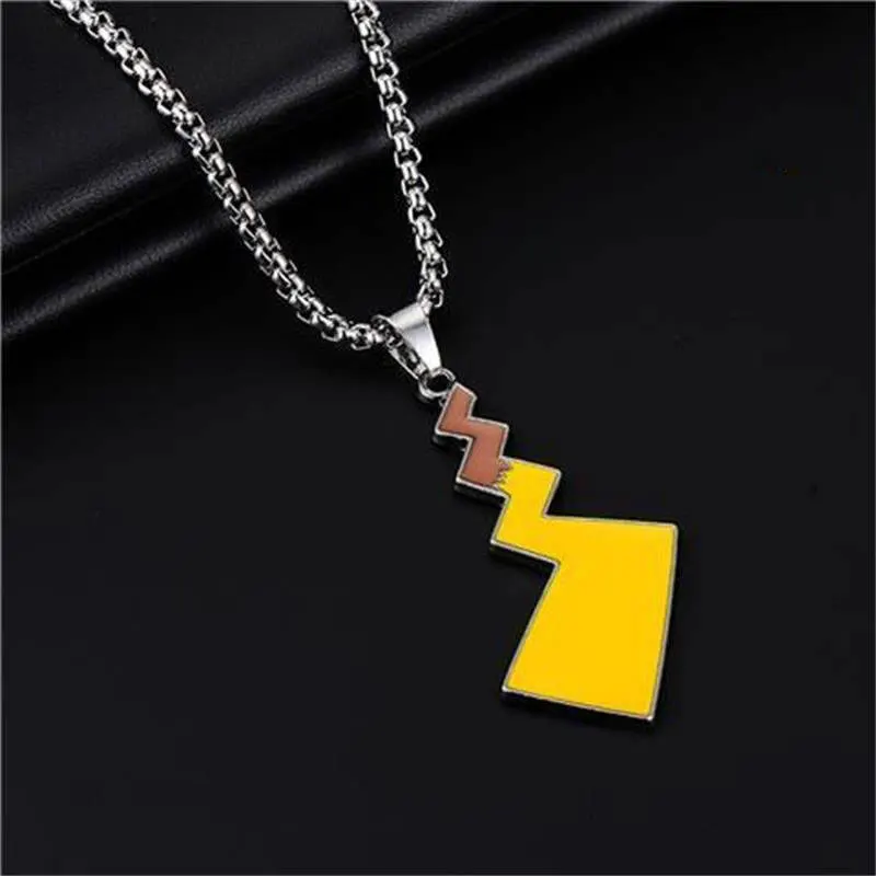 Wholesale Titanium Steel Silver Hip-Hop Silver Retro Compass Animal Cross Stainless Steel Necklace For Mens